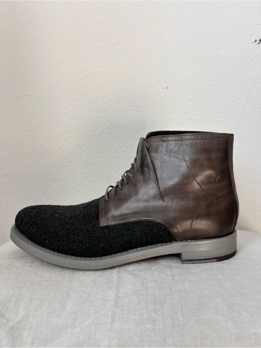 Cole Haan Men’s Roadlots Gray Ankle Boots Size 8.5M Lace-Up Casual Leather Boots